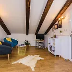 Apartman With Sea View V